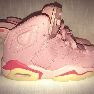 Aleali May x Air Jordan 6 Retro "Millennial Pink"